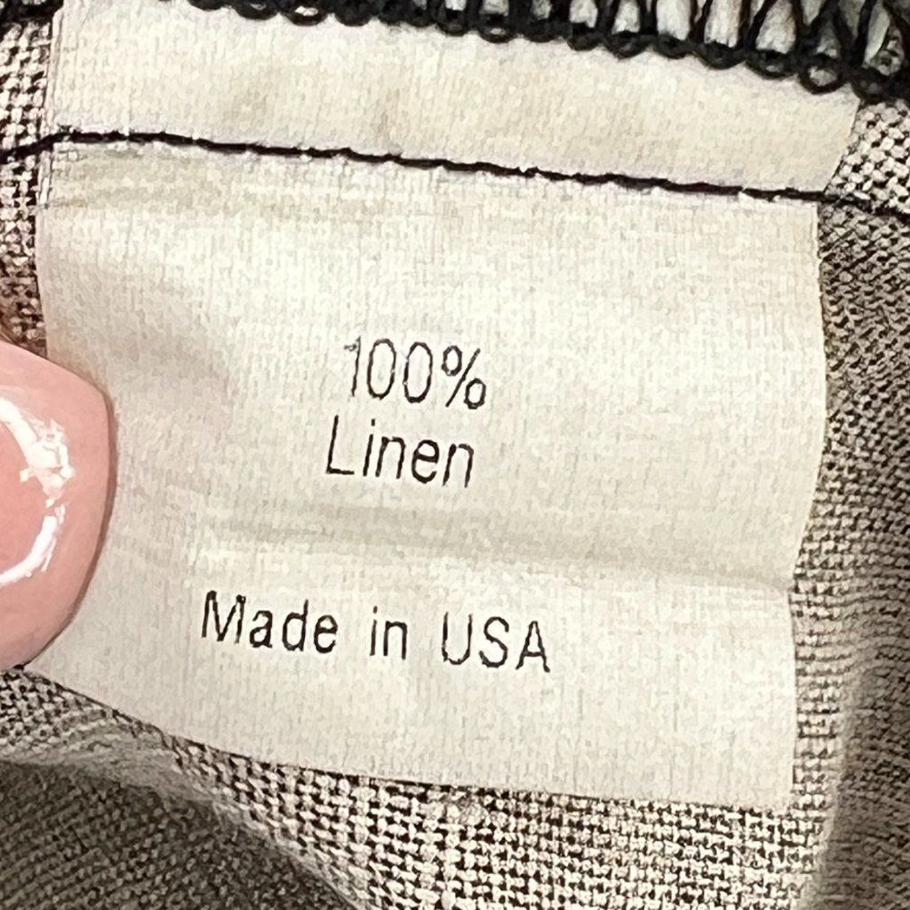 Sleeveless Linen-Blend Button Front Top in Tan - Picture 5 of 6